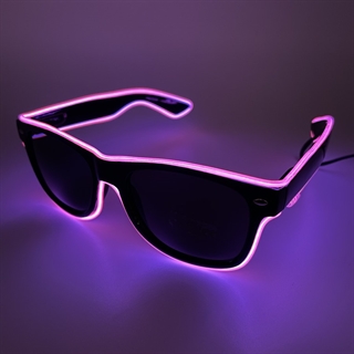 Brille med lyserødt lys
